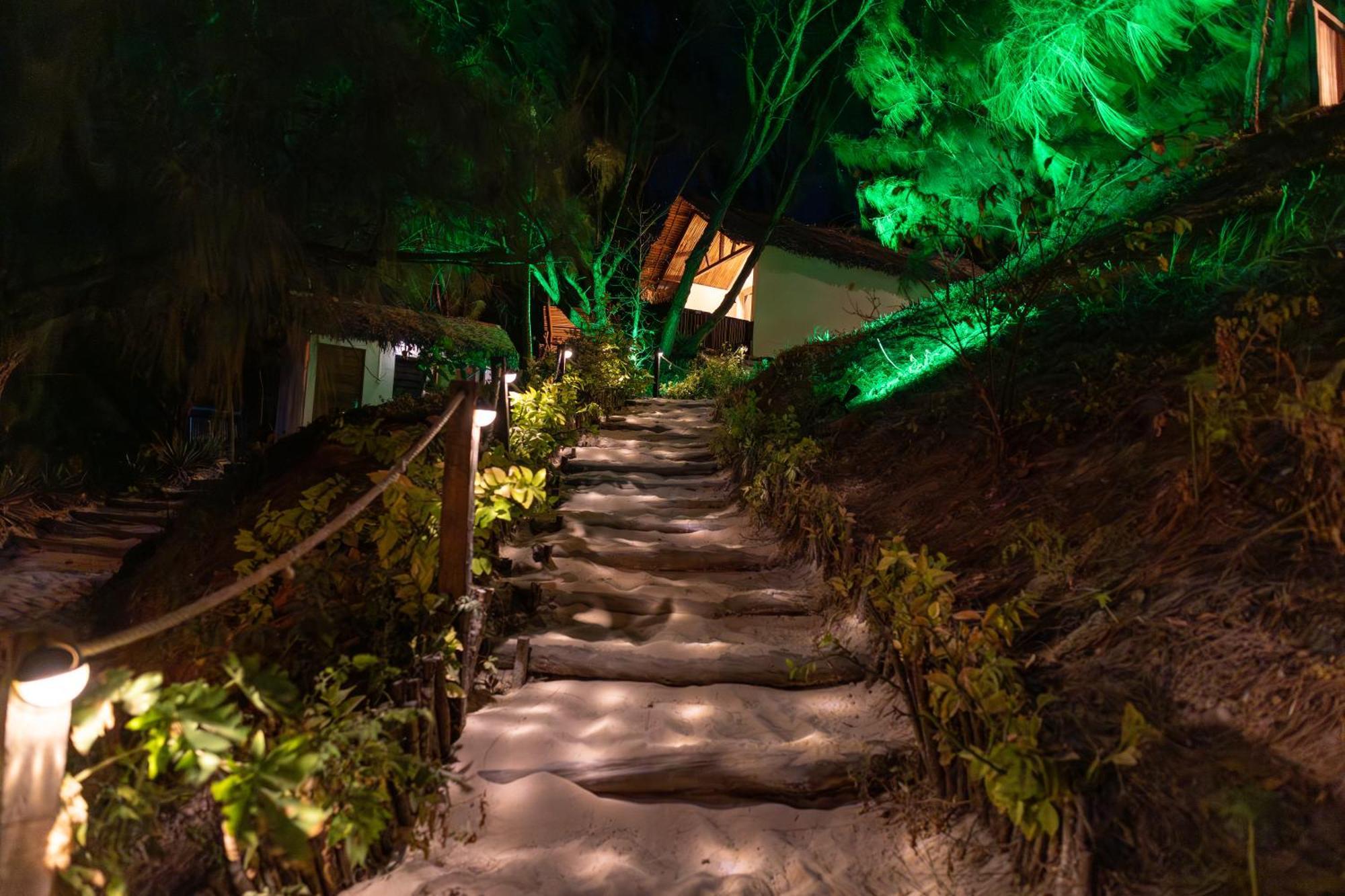 Madakitecamp Otel Antsiranana Dış mekan fotoğraf