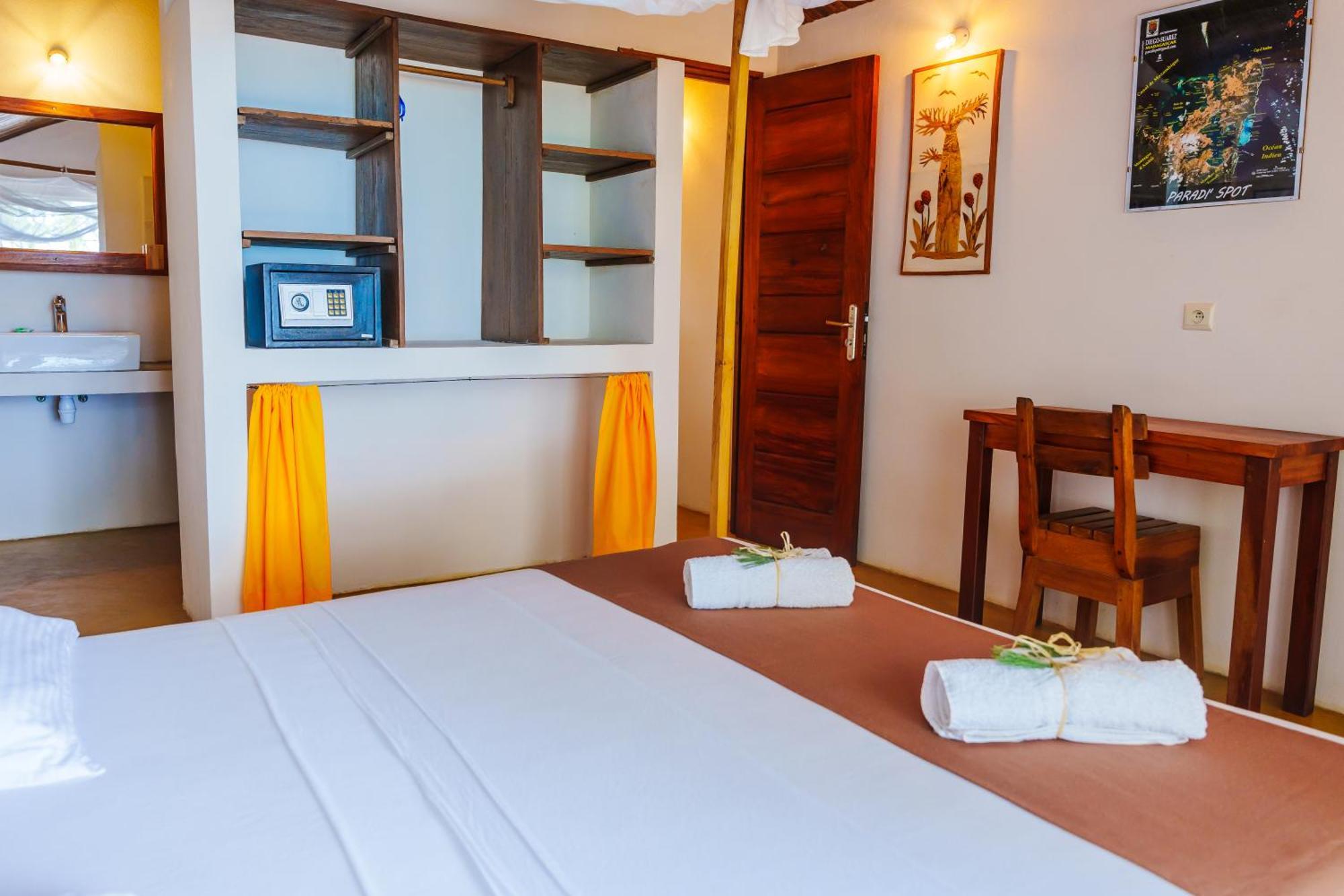 Madakitecamp Otel Antsiranana Dış mekan fotoğraf